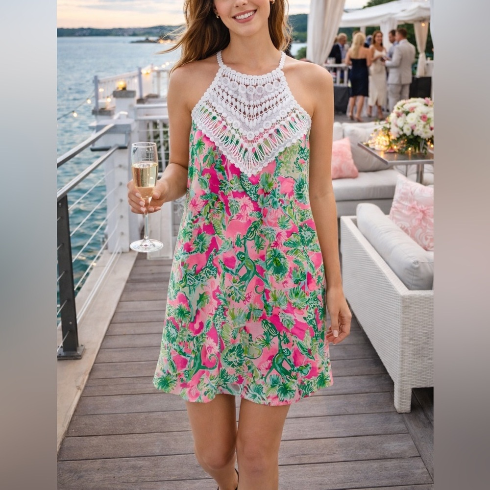 Lilly Pulitzer Lacey top Berry Catty Shack Crochet Neck Dress Size 2